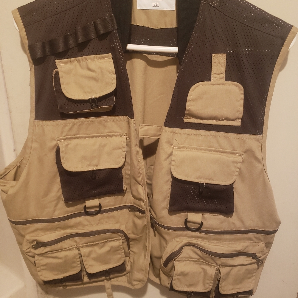 Fishing vest